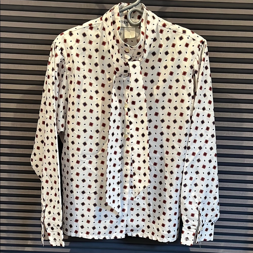 Woman’s Dress Shirt
